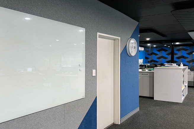 glass whiteboards improve productivity in office