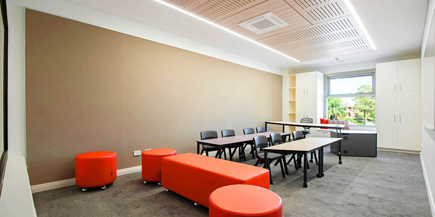 Acoustic Pinboard Wall Lining in a school Meeting room